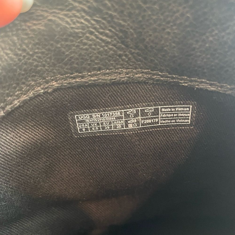 Ugg Lars Boot BLACK - Picture 5 of 5